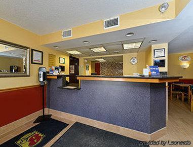 Super 8 By Wyndham Motel
